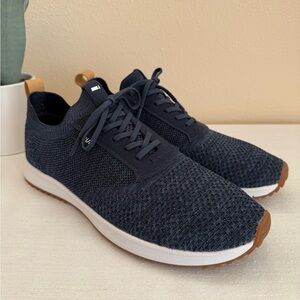 New True Navy Knit Casual Sneakers